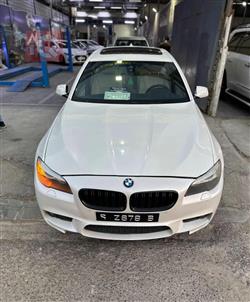 بی ئێم دەبڵیو سیریەس 5